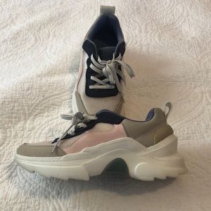 Zara Basic Collection sneakers size 36